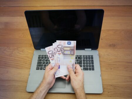 PayPal Sportwetten 2026: Alle Buchmacher für Sportwetten mit PayPal im Überblick